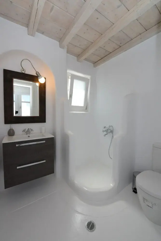 Villa Pearl 3 Bedroom Villa in Ornos With Private Pool