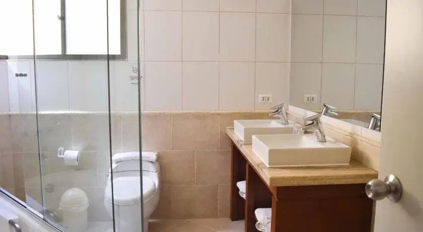 Adara Hotel