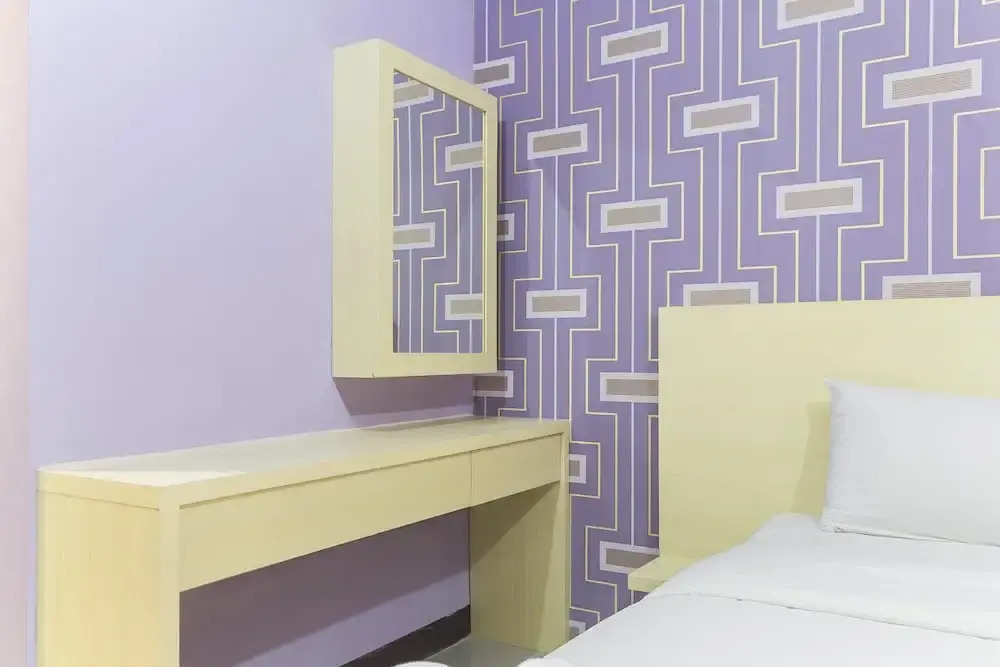 Homey And Comfy Studio Apartment At Sentra Timur Residence