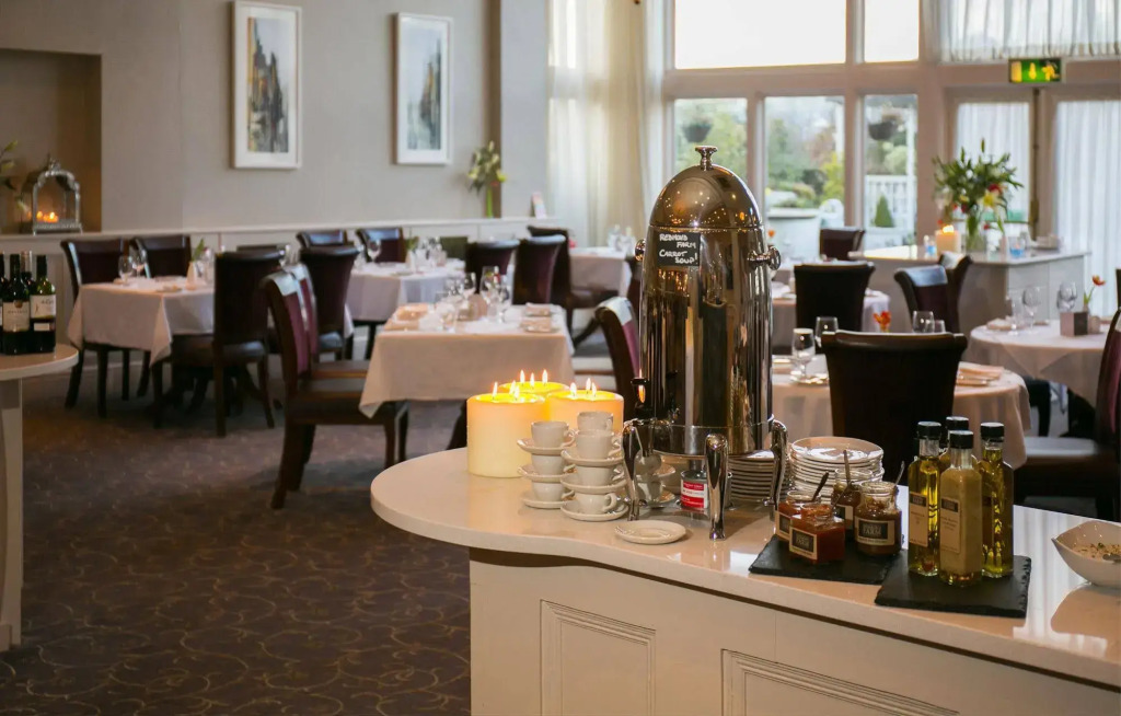 Ashdown Park Hotel