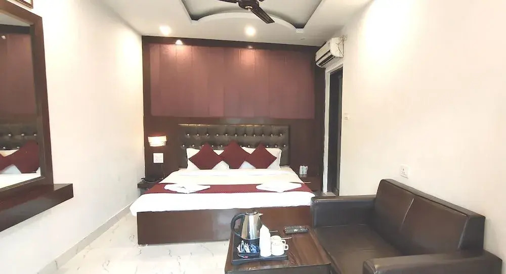 Se Hotel Grand Aryavart