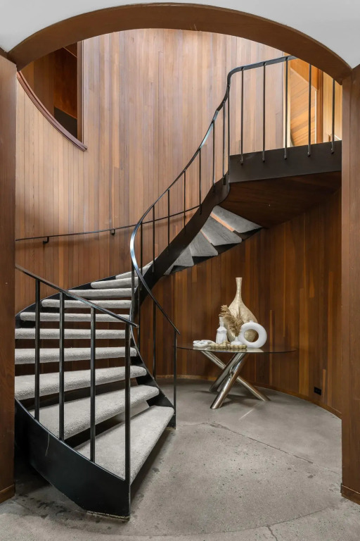 Via Vallarta - An Architecturally Significant California Modern Home
