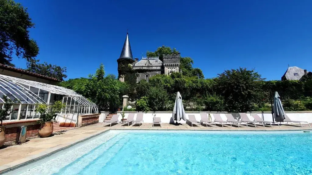 Château Belle Epoque - Chambres dHôtes & Gîtes