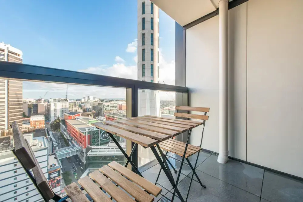 2 BRM apartment Opp to SkyTower view