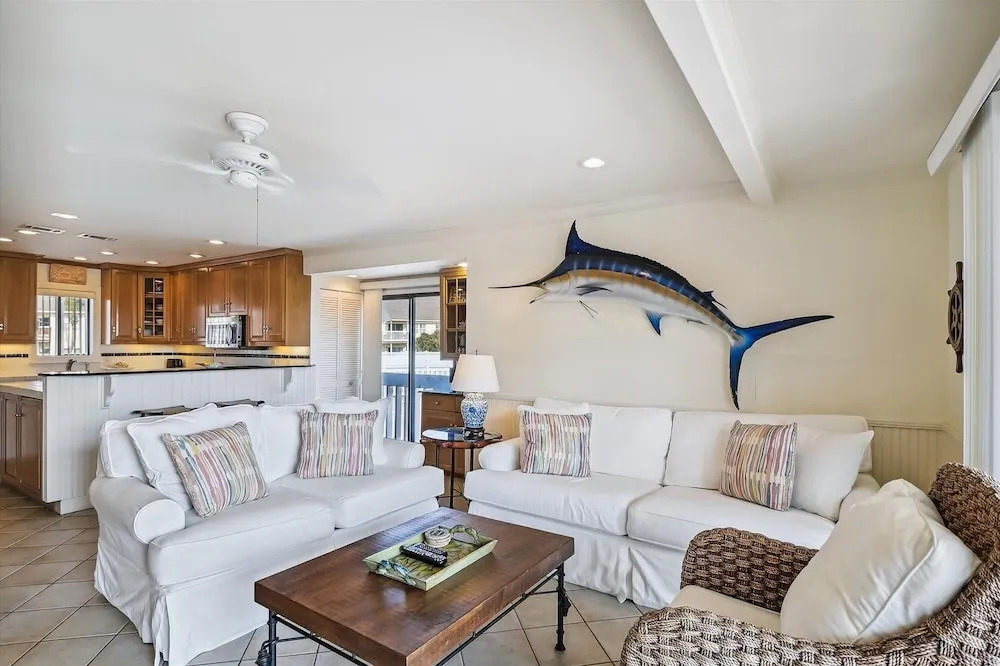 SPC 1136 is a Beachside 2 BR That is Pet Friendly by Redawning