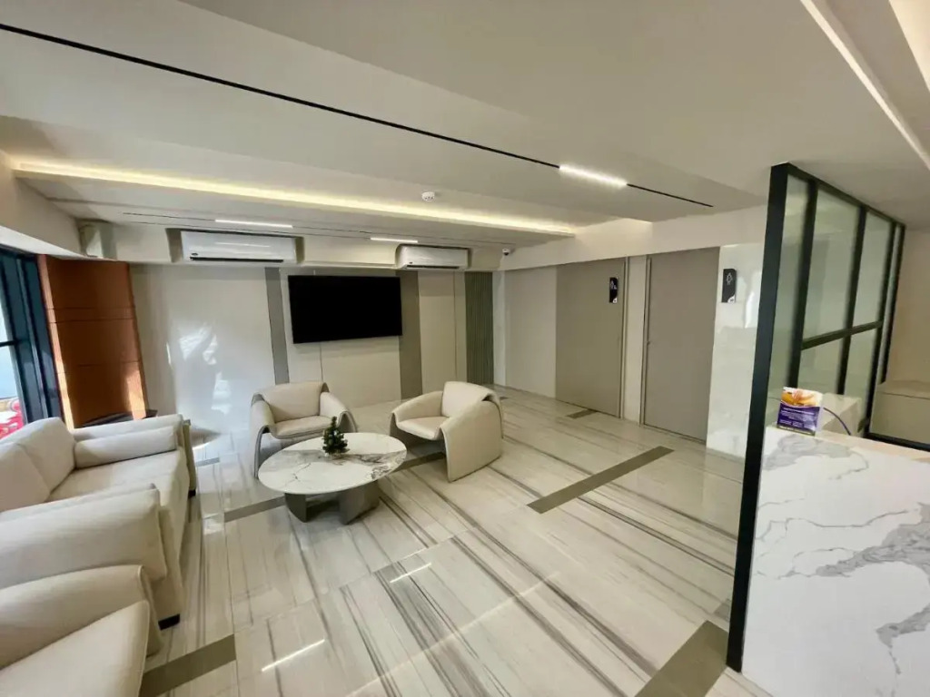 Floral Court Hotel & Residence Sukhumvit 13