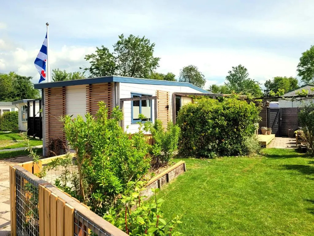 Cabin 33 Grou