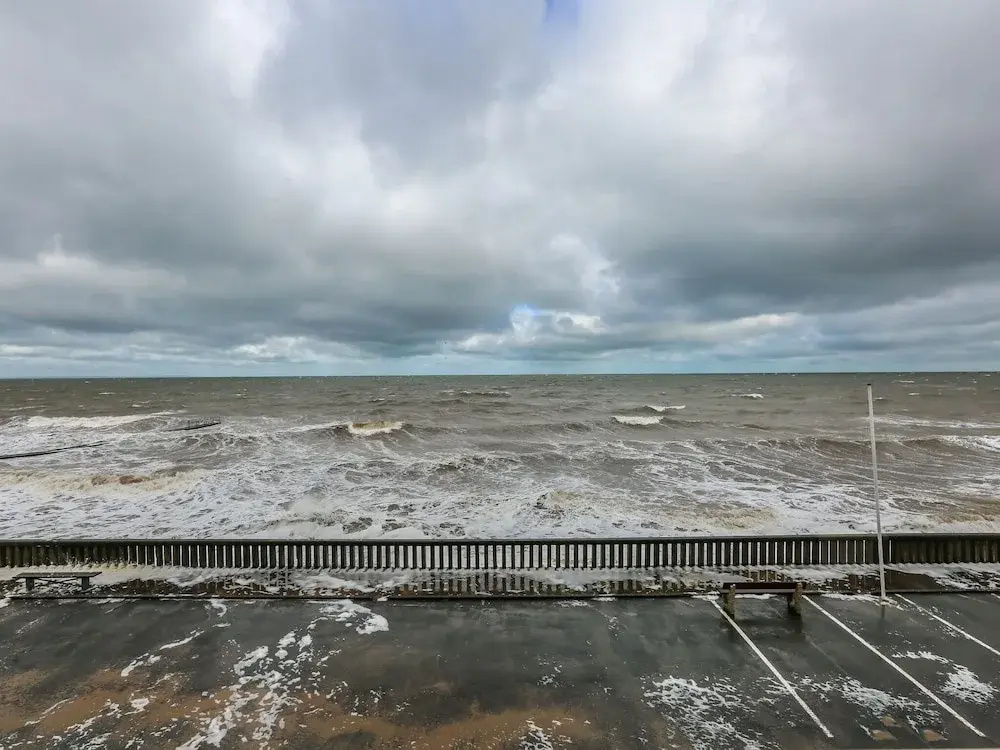 Beachfront Apartment in Grancamp-maisy With Terrace