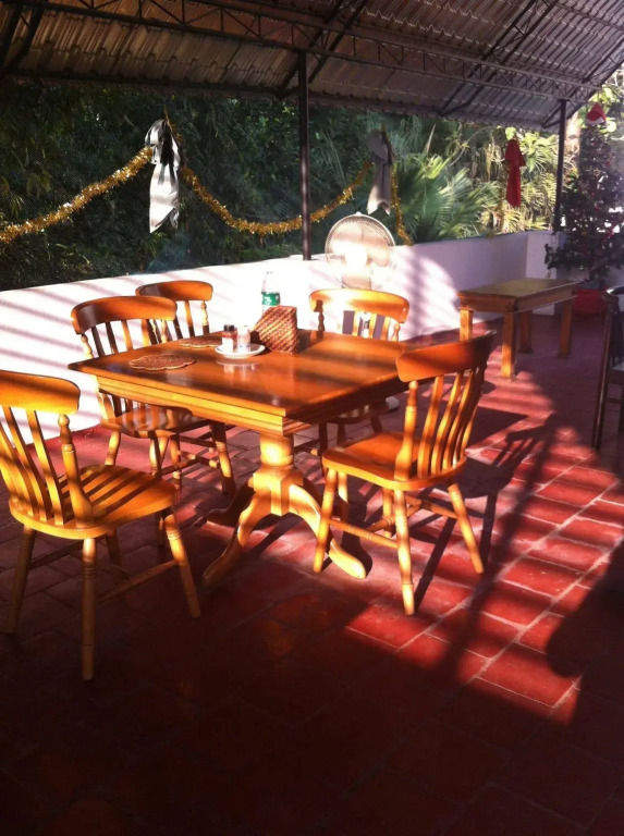 XL Homestay