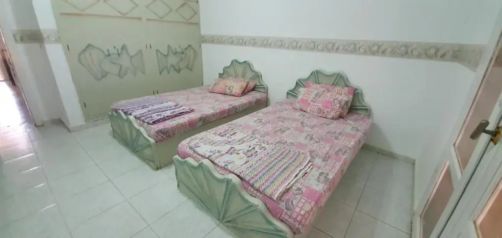 5 bedrooms villa in marina 5 lake view