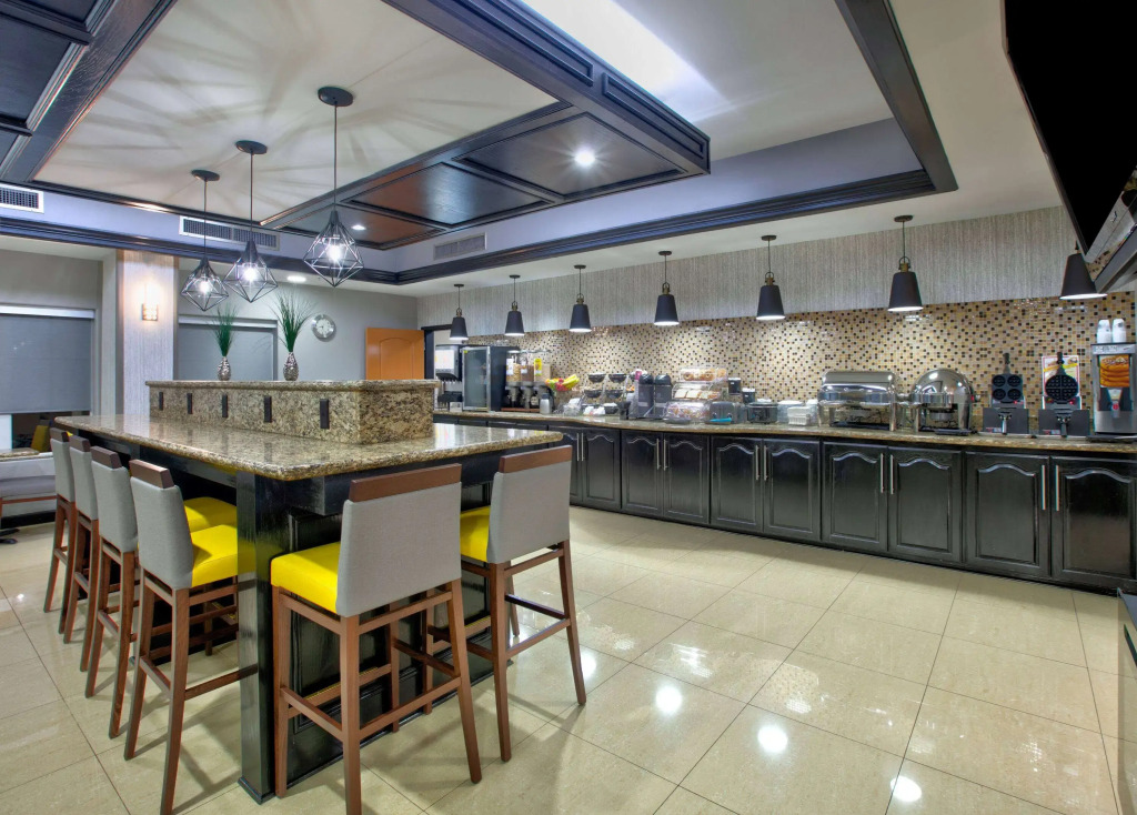 La Quinta Inn & Suites by Wyndham Little Rock - Bryant