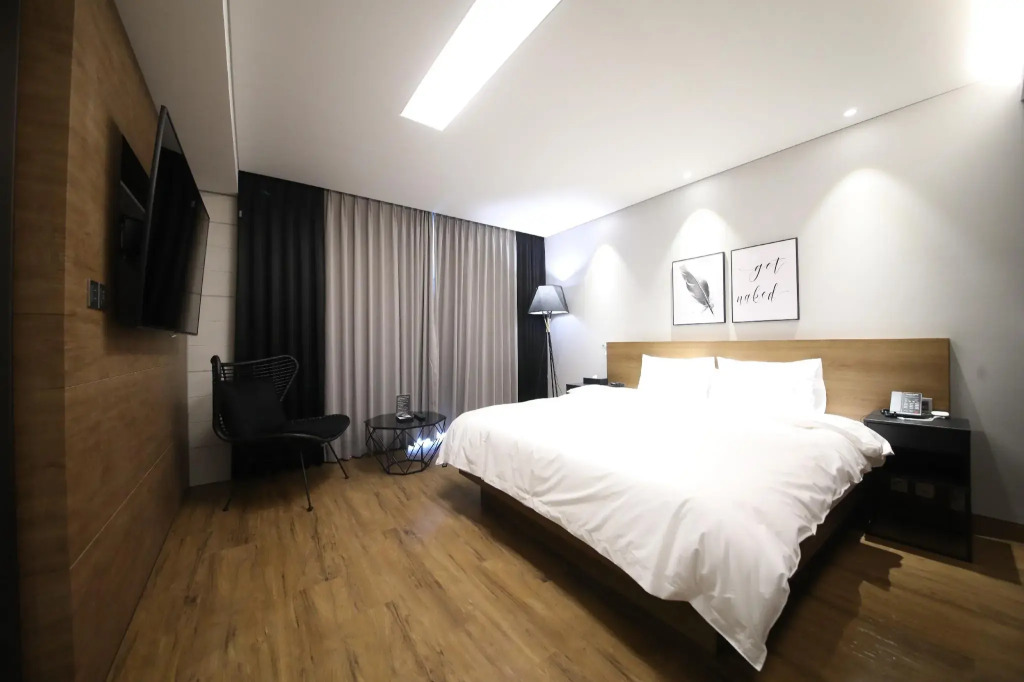 Hotel Zam 101