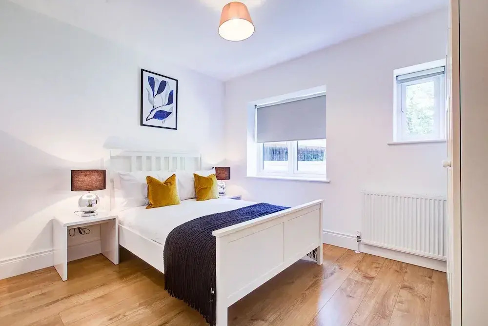 Hybrid Resi New Malden