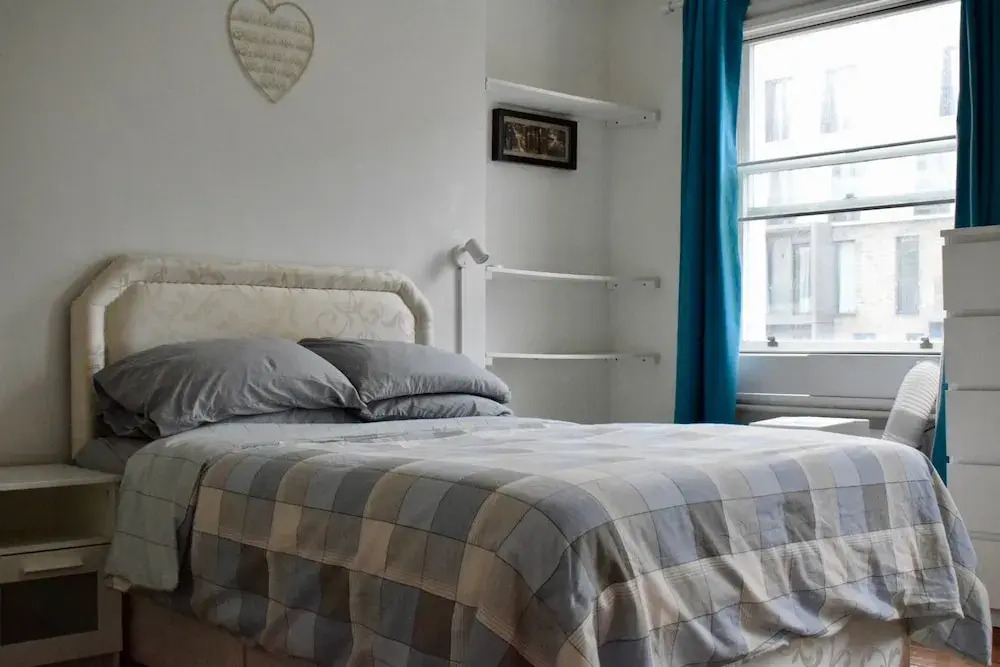 2 Bedroom Apartment With Roof Terrace