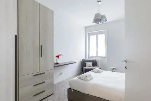 Piazza De Angeli M1 Comfortable Flat With Balcony