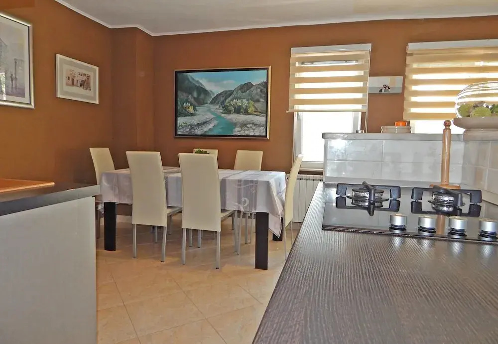 Apartments Josip