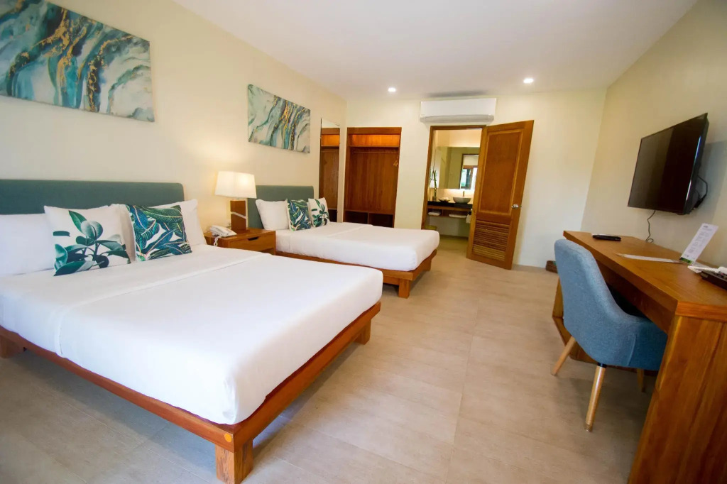 Almont Inland Resort