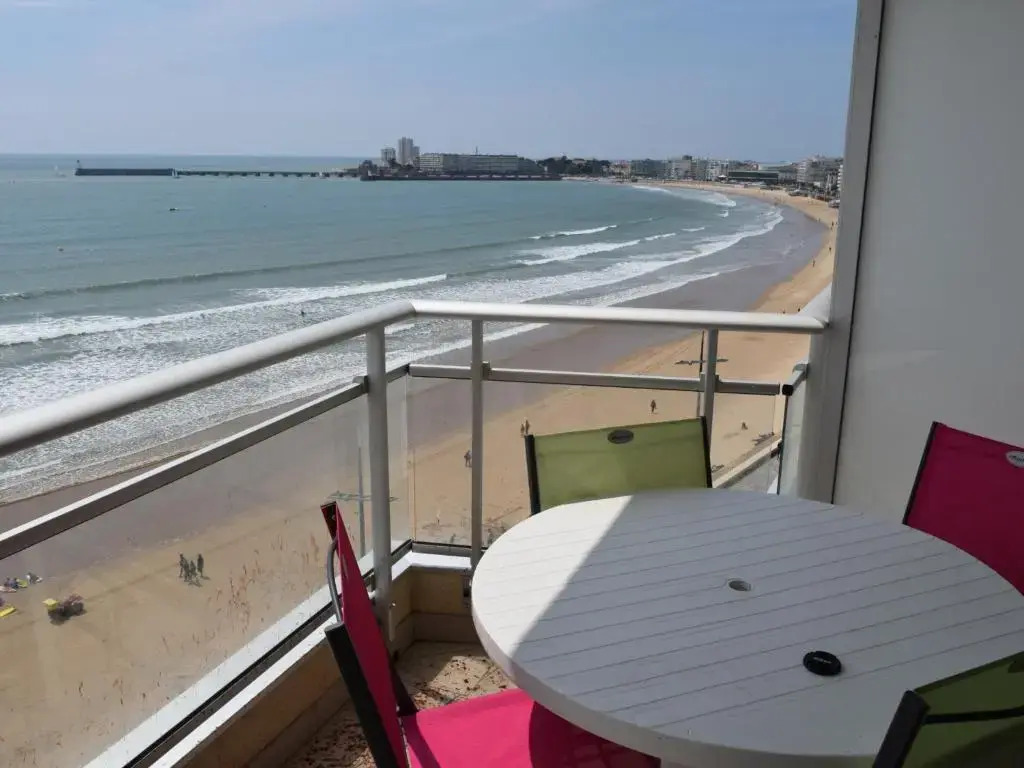 Appartement Les Sables-d'Olonne, 3 pièces, 6 personnes - FR-1-197-423