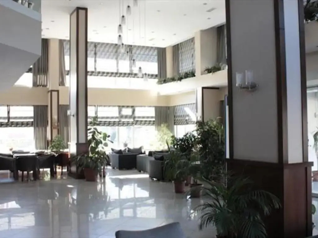 Paluri Otel Hopa