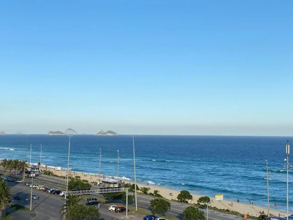 Barra da Tijuca de frente para o mar - 2 suítes até 6 pessoas em camas