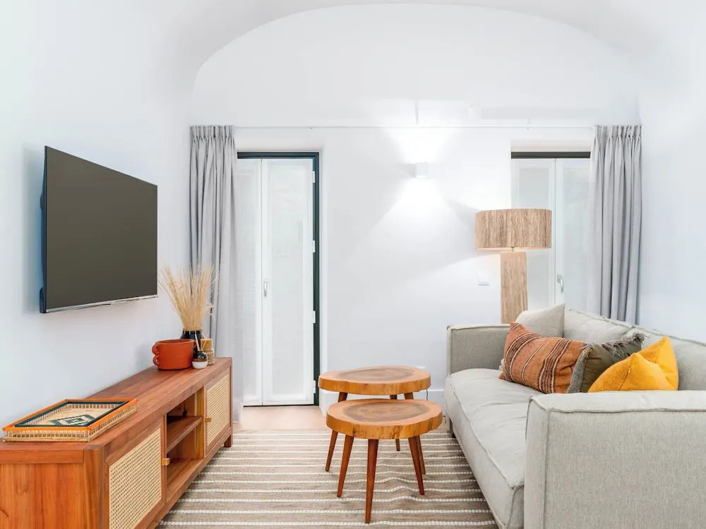 Limehome Evora Rua de Machede 61