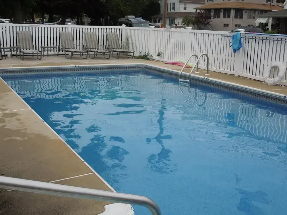 Pelican Point Motel