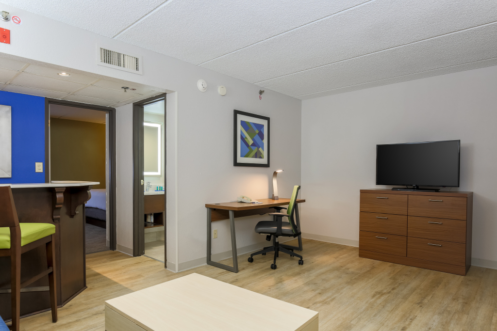 Holiday Inn Express Milwaukee - West Medical Center by IHG