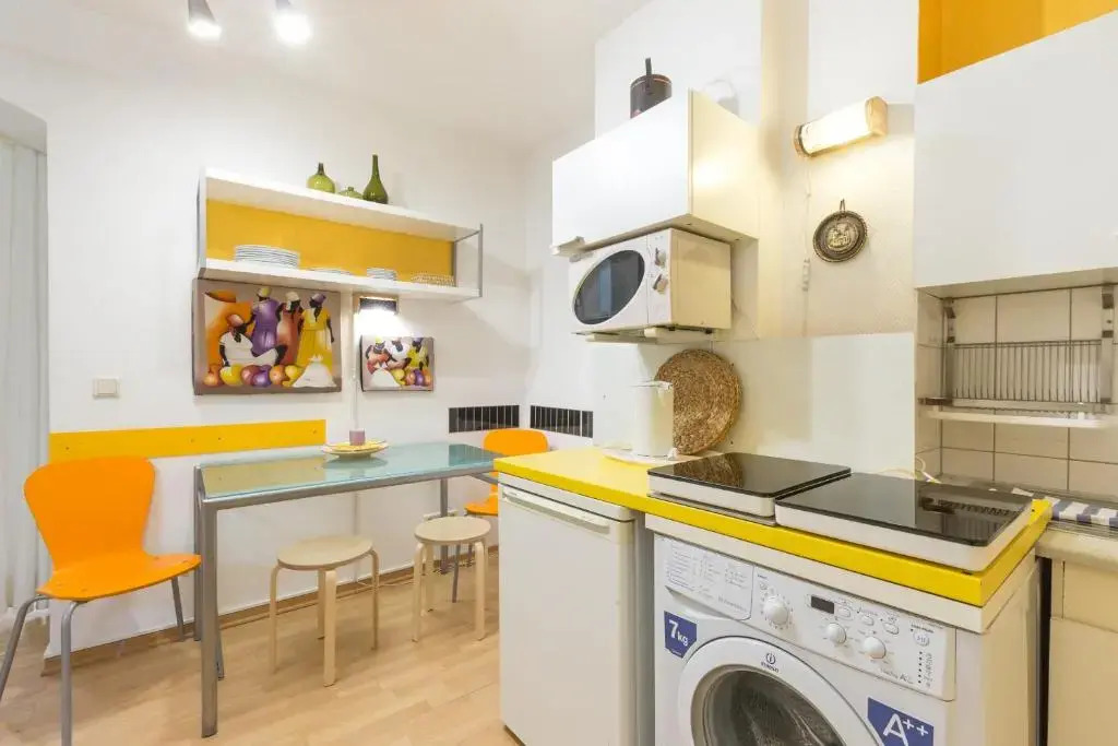 Schönes 2-Zimmer-Apartment in Kollwitzplatz-Nähe