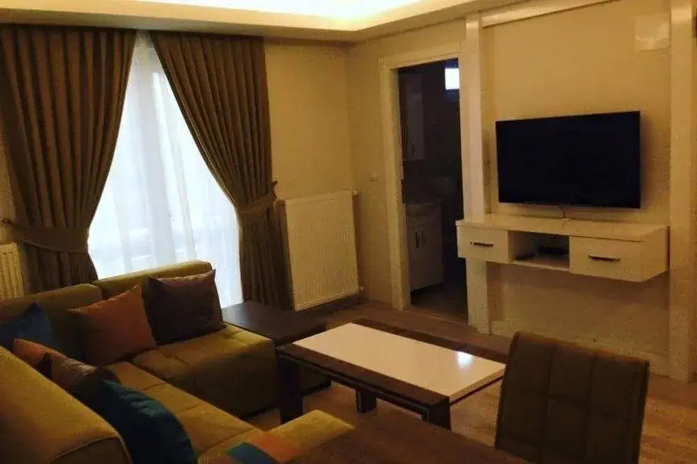 My Life Suit Hotel