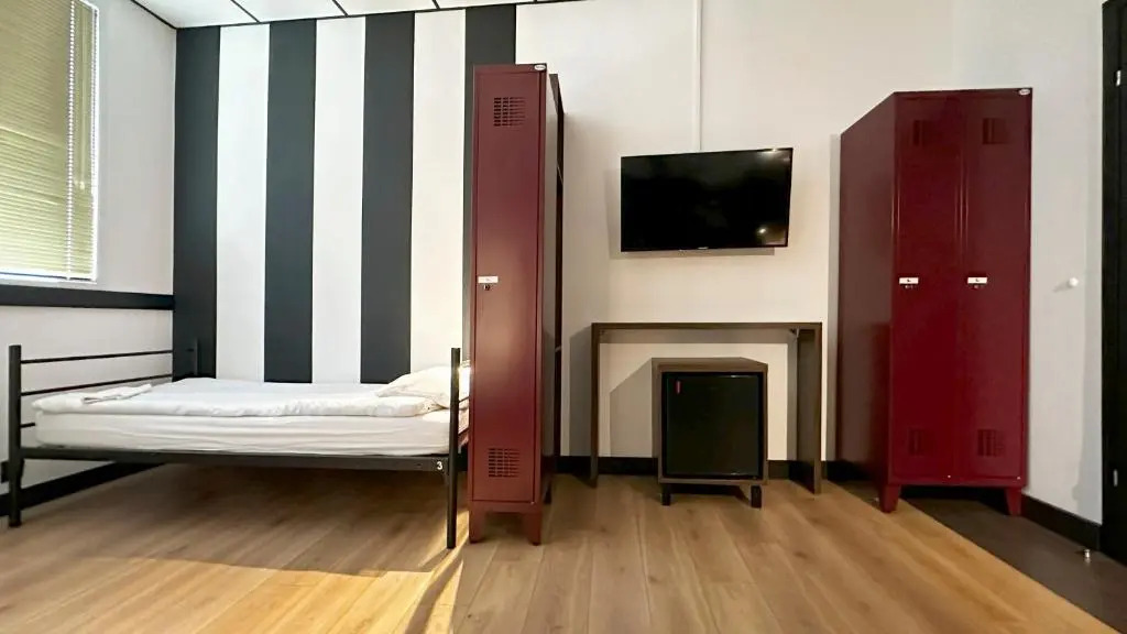 Vola Hostel