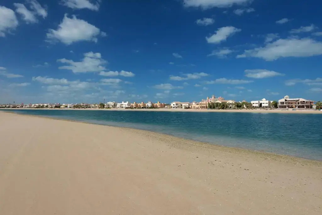Maison Privee - Palm Jumeirah Beach Front XL Villa w/Prvt Pool
