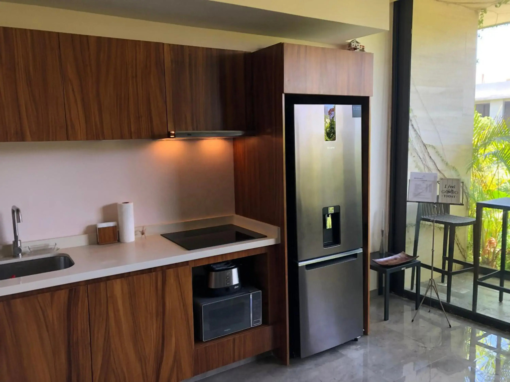 Penthouse LOFT with GYM, Beach Club & Wifi without separate bedrooms, just 1 King Size Bed and 1 Sofa Bed