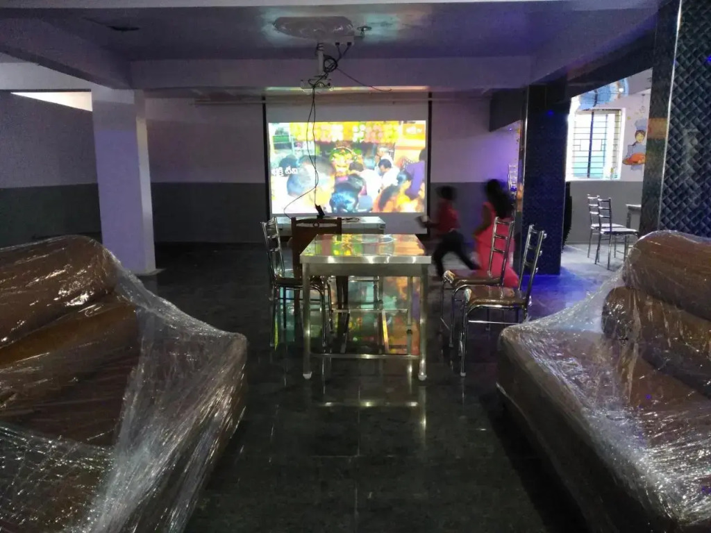 Kempegowda Lodging & Boarding