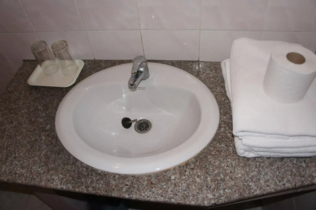 Sisavath Hotel