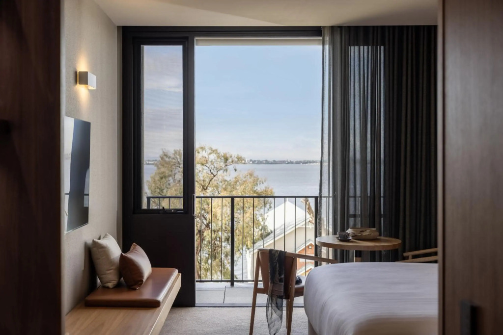 Wonil Hotel Perth - Handwritten Collection