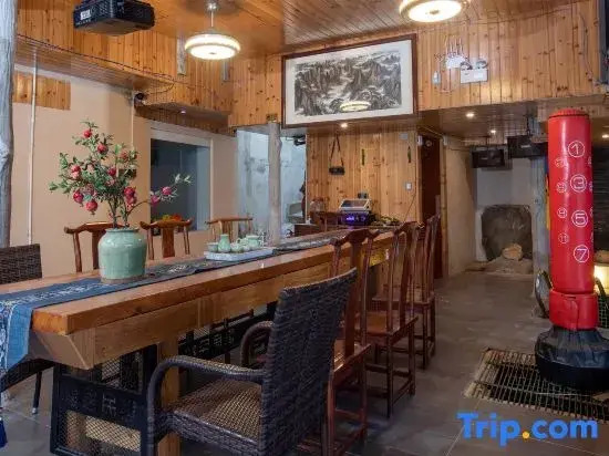 Yinxi Tangquan B&B
