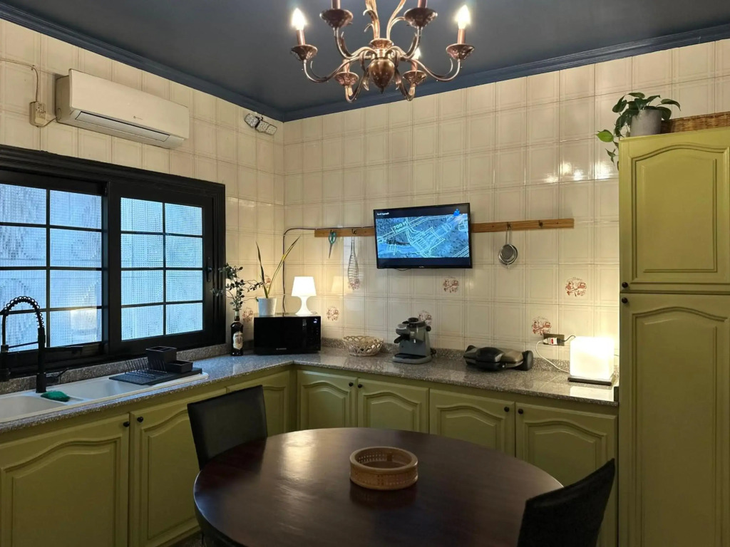 Spacious 3-Bedroom Fully-Furnished Apt in Nasr City