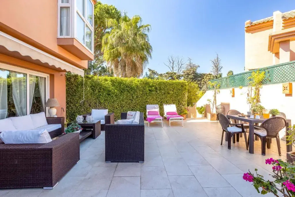OleHolidays Adosado Mediterraneo Los Monteros 100 m playa