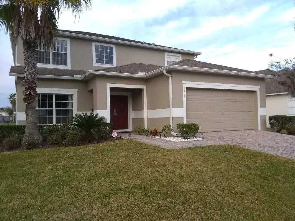 Spacious 5br, 3.5ba W/ 2 Living Areas 5 Bedroom Villa