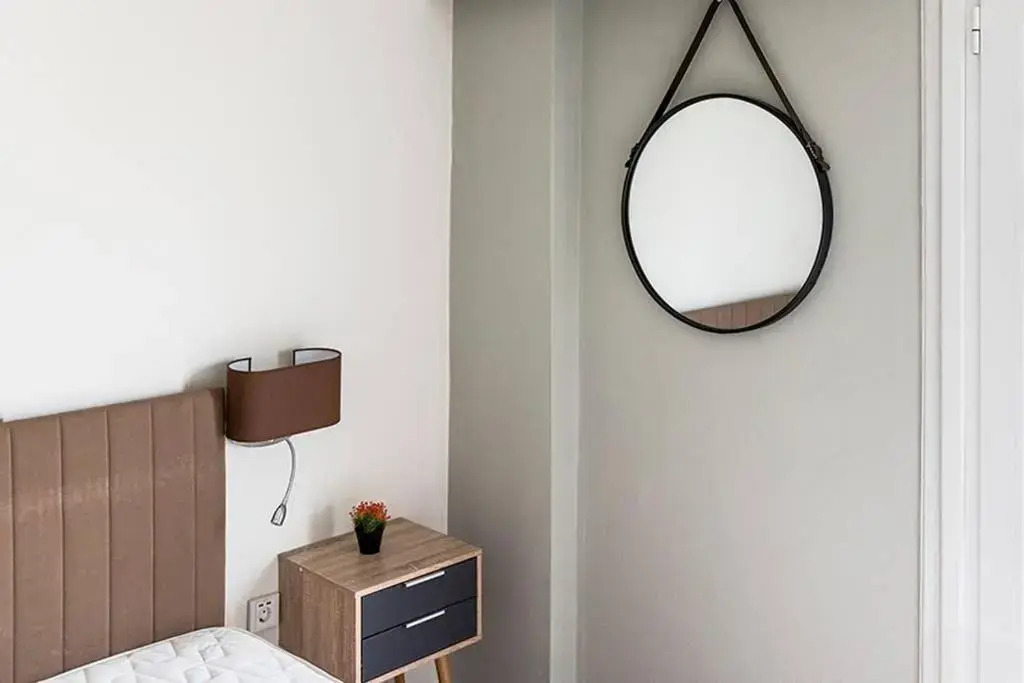 Vasilis Thissio Petralona 3d floor 55sqm