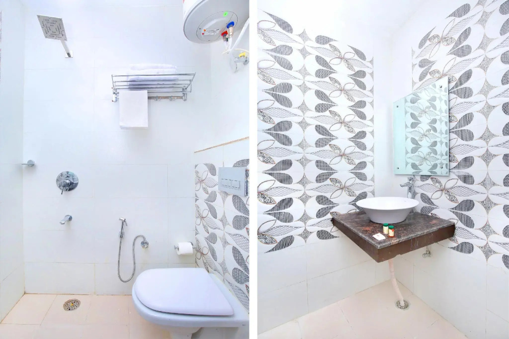 OYO 19716 Hotel Shanay