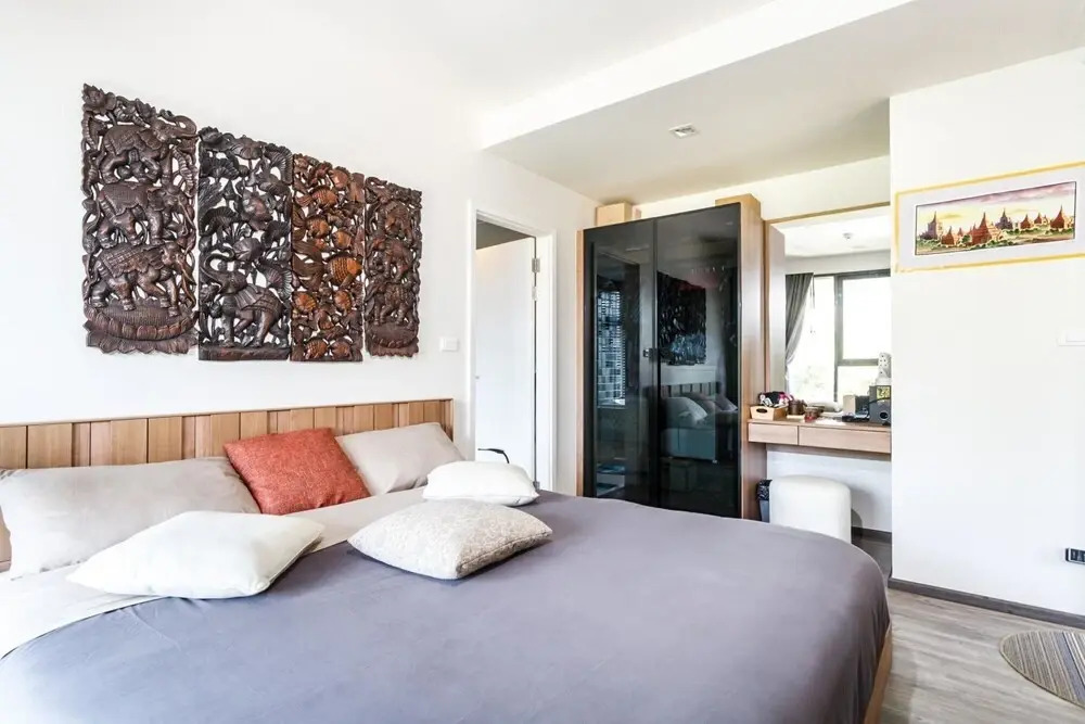 D187 - Large Apartment in Heart of Patong 2 Pools and gym