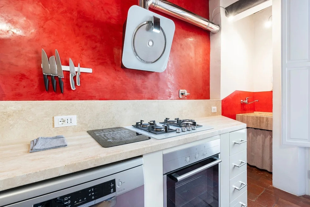 Pepi 64 in Firenze With 2 Bedrooms and 1 Bathrooms