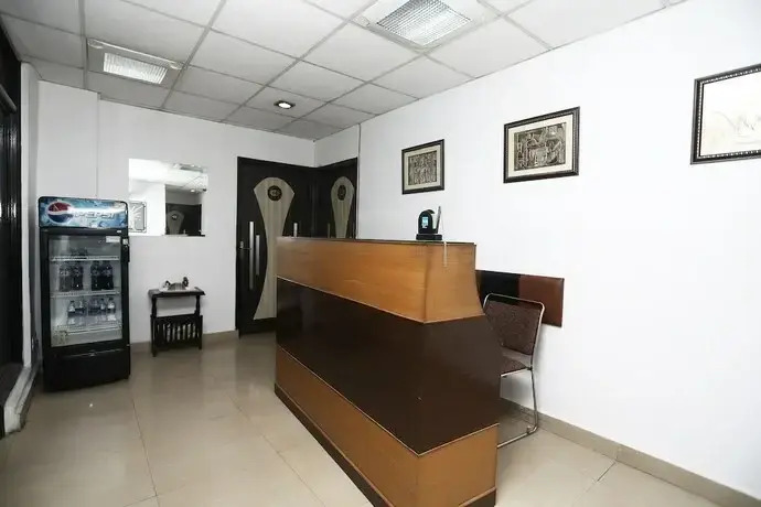 OYO 14777 White Tiger Villa