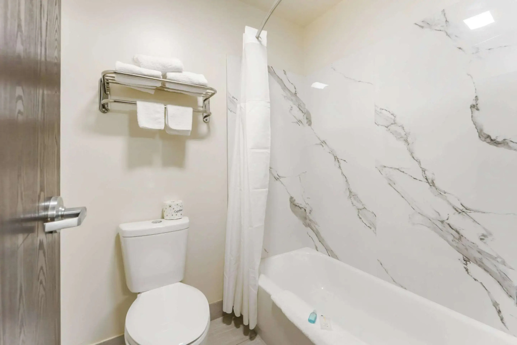 Suburban Studios LaVale - Cumberland
