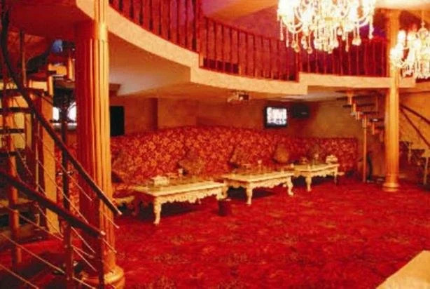 Baiyin Hotel