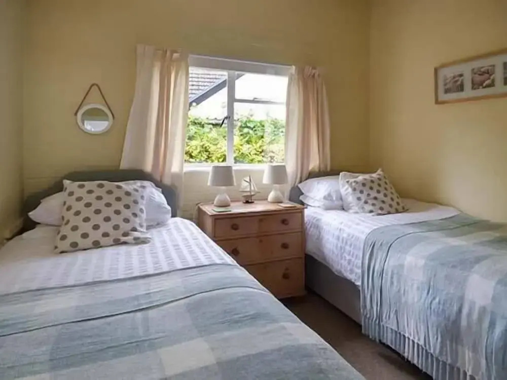 Compass Cottage