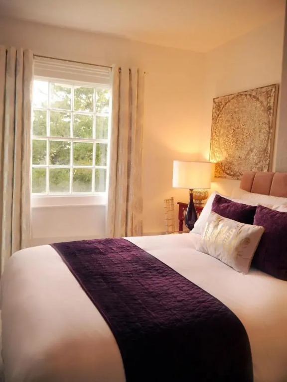 Guestling Hall Hotel