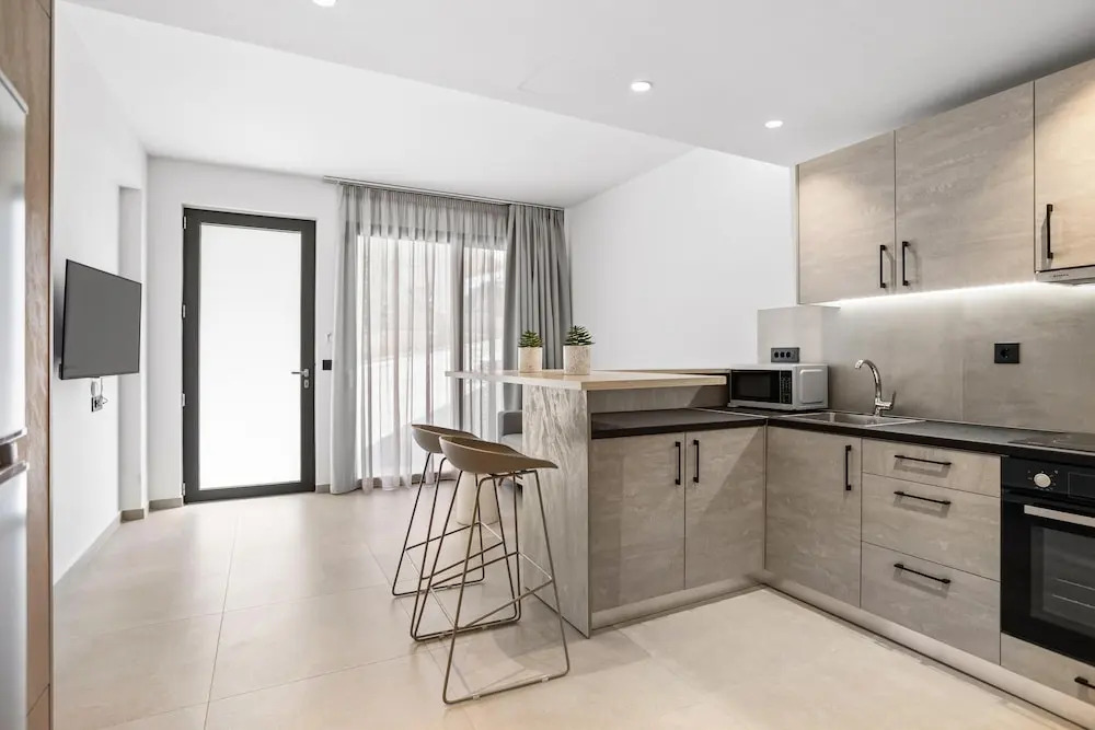 Twins Apartments