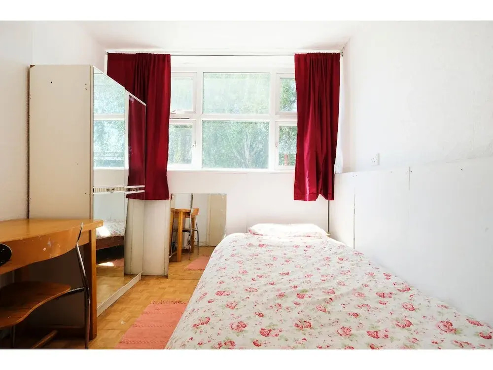A Cosy two Bedroom Apartment, Sleeps 3
